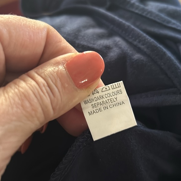 Relaxed Fit Cami Jumpsuit with Pockets - Picture 5 of 8